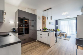 MyFlat Coral 10 Premium Apartment